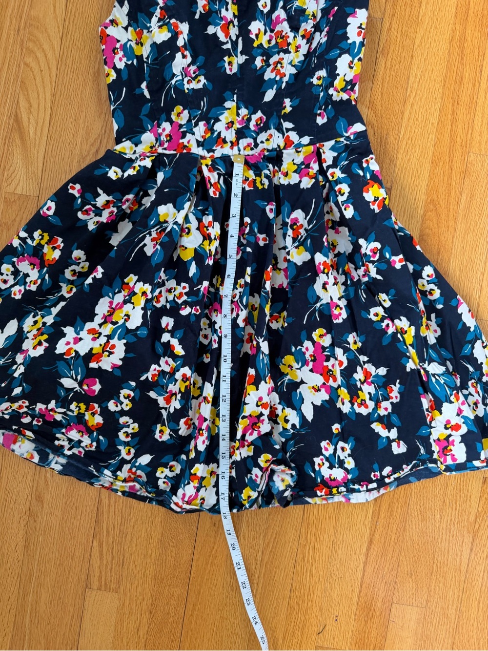 French Connection Navy Floral Fit & Flare Dress Size US 6 - Picture 6 of 9